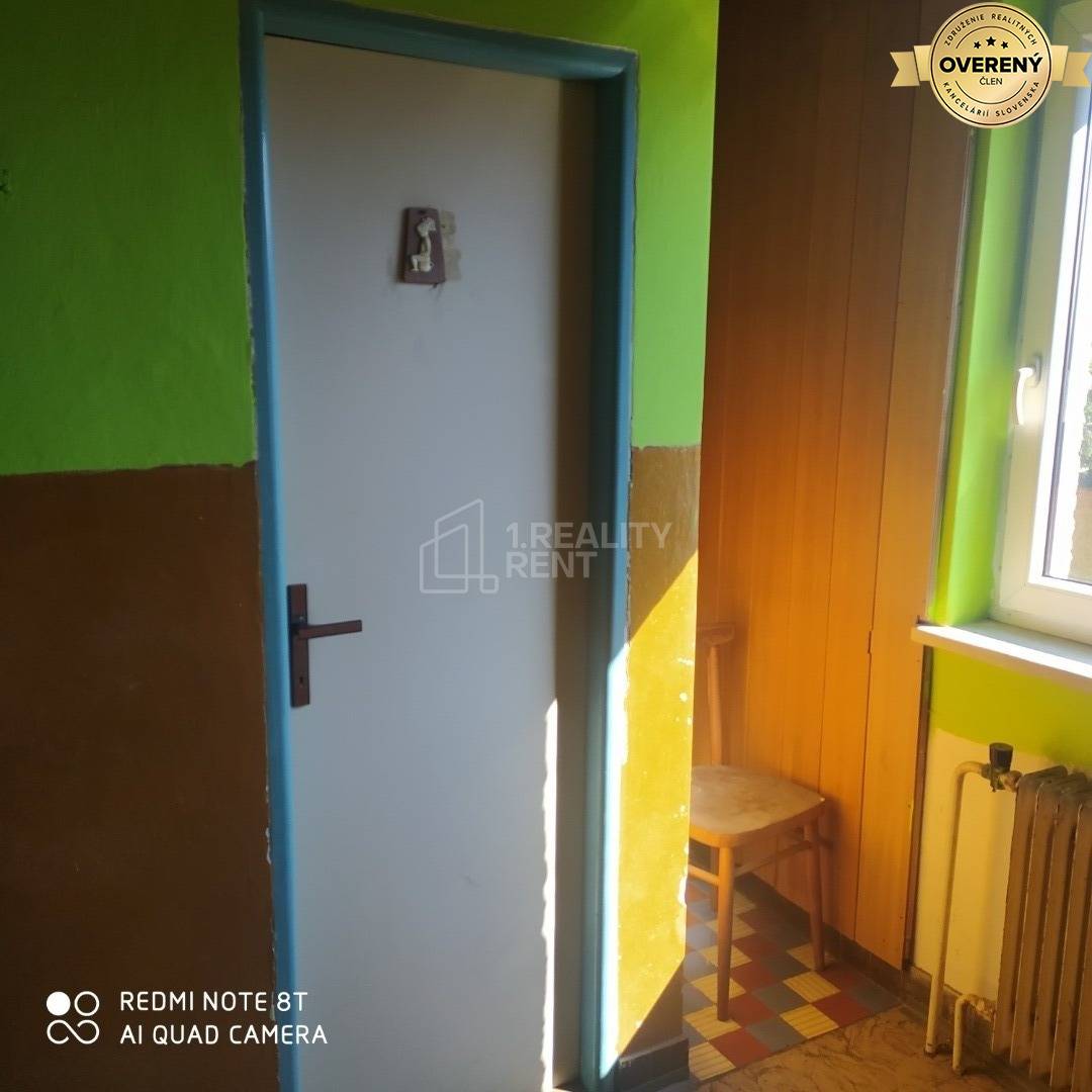 rodinný dom Svrčinovec- predsieň