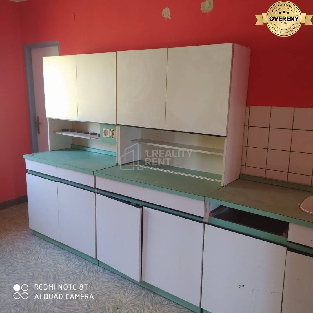 rodinný dom Svrčinovec- kuchyňa