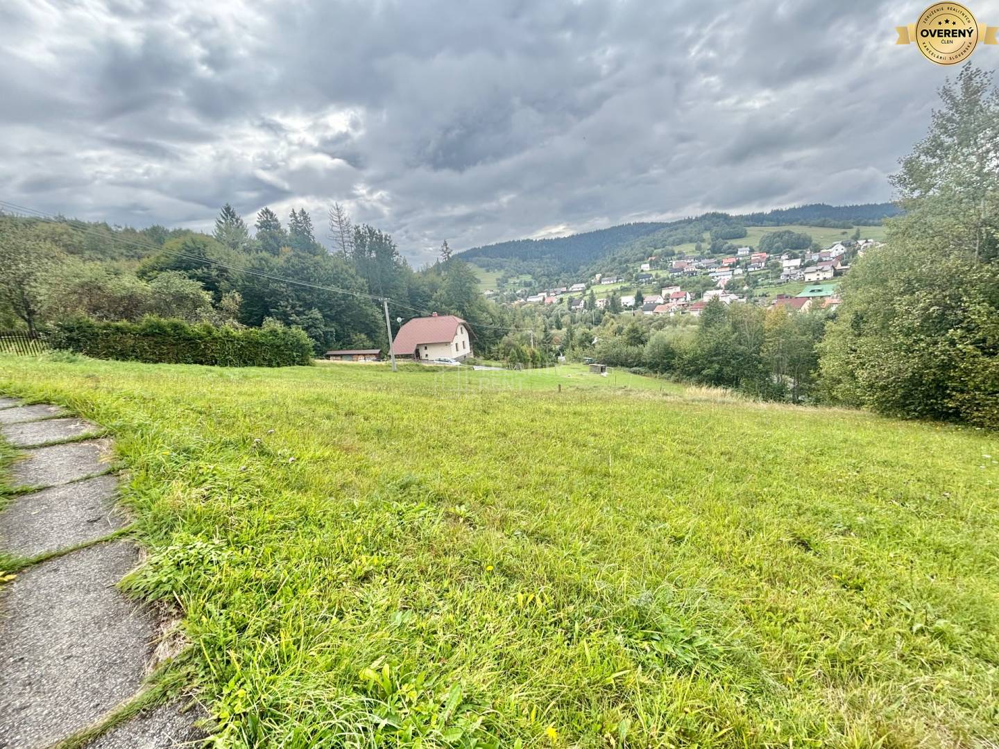 súbor pozemkov na výstavbu v Skalitom