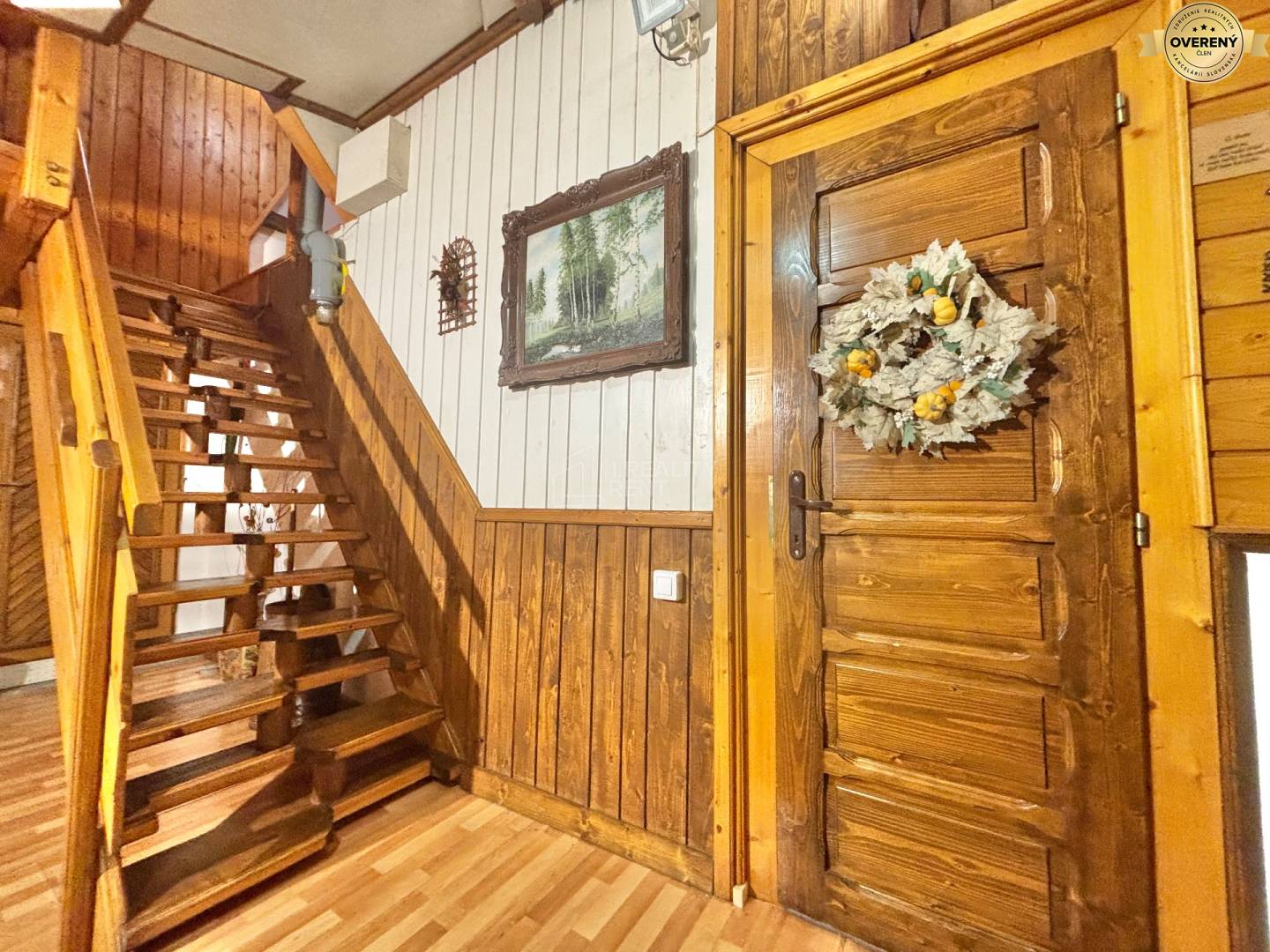 Rodinný dom pod lesom v Makove