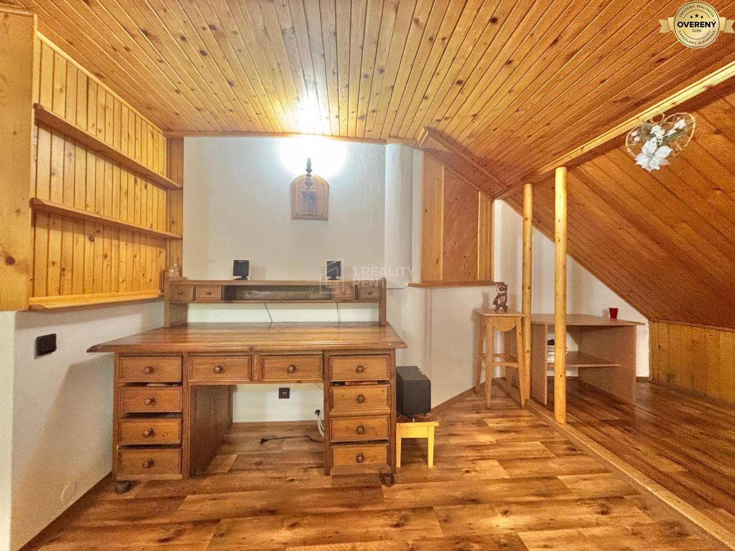 Rodinný dom pod lesom v Makove