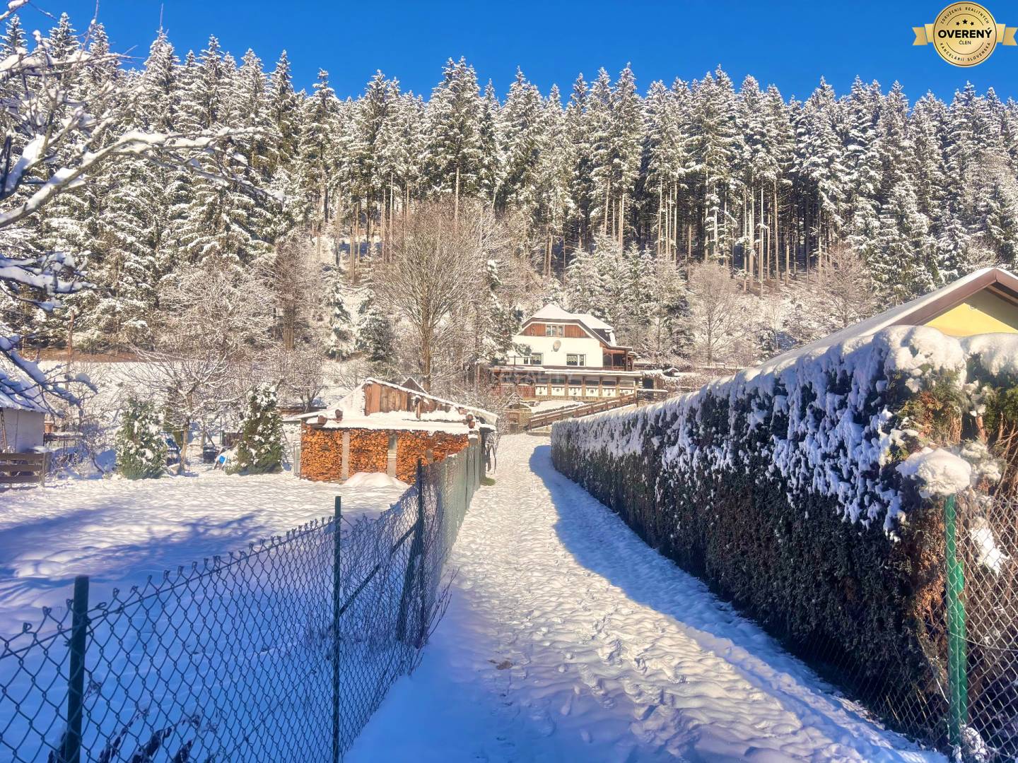 zimná krása- rodinný dom Makov