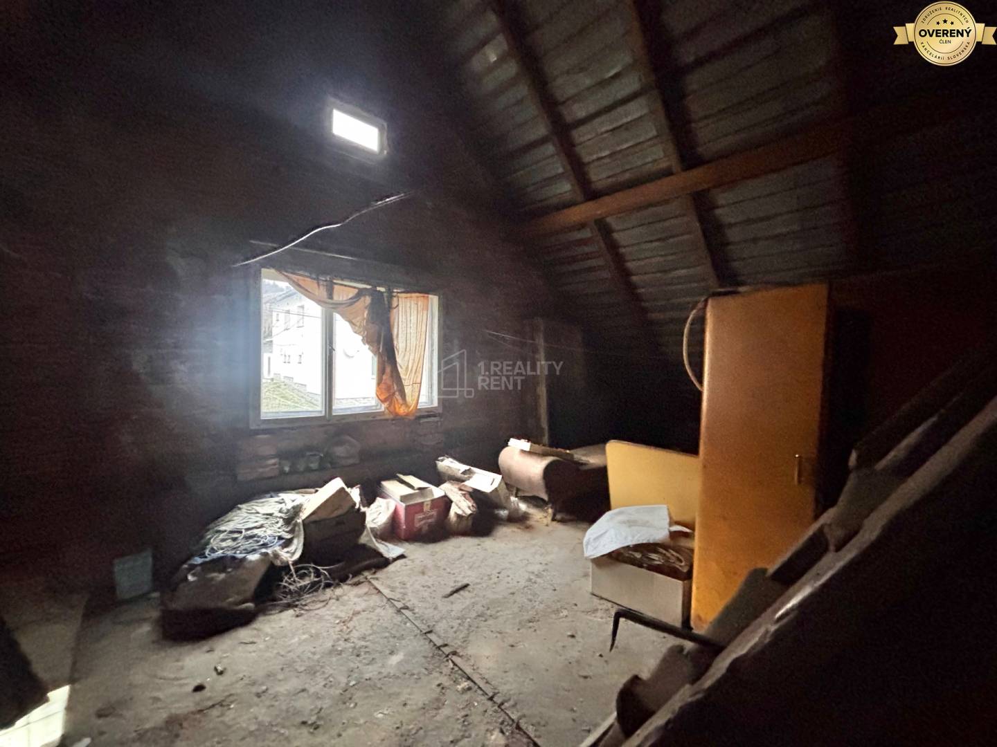 otvorený priestor na 2. poschodí