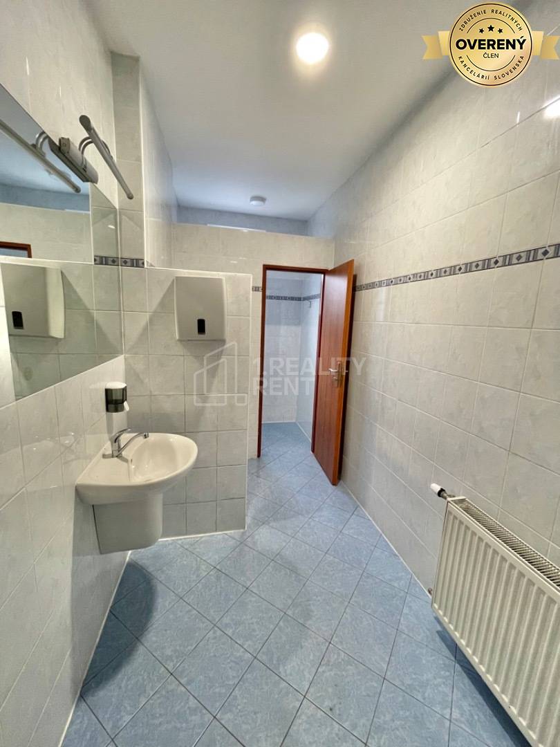 Kancelárske priestory v centre mesta s parkovaním