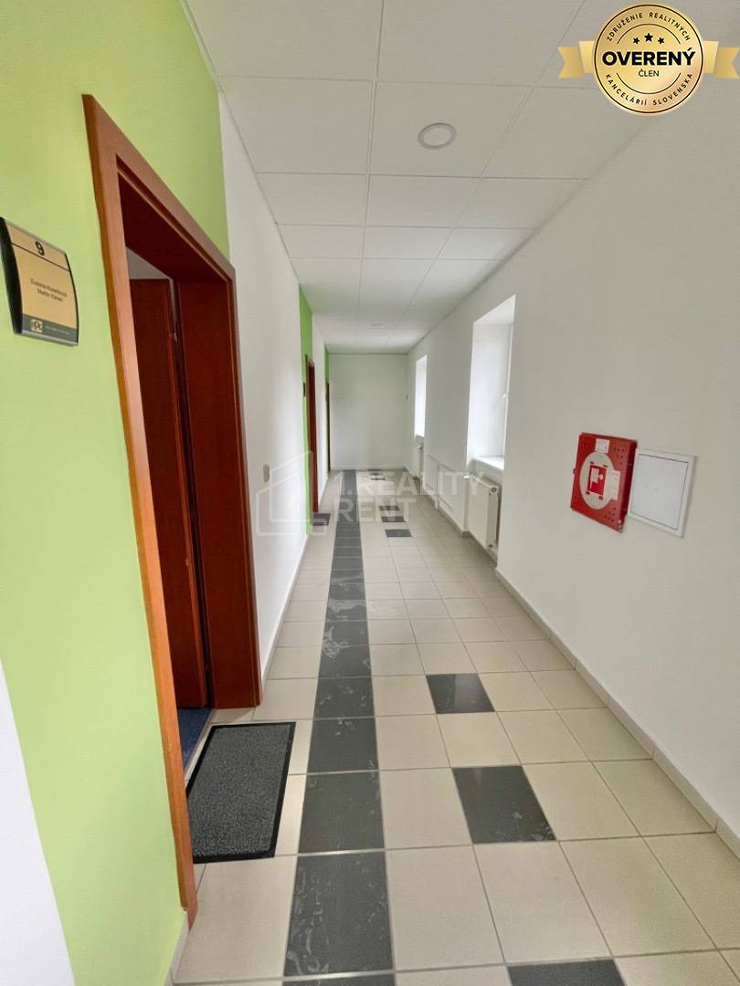 Kancelárske priestory v centre mesta s parkovaním