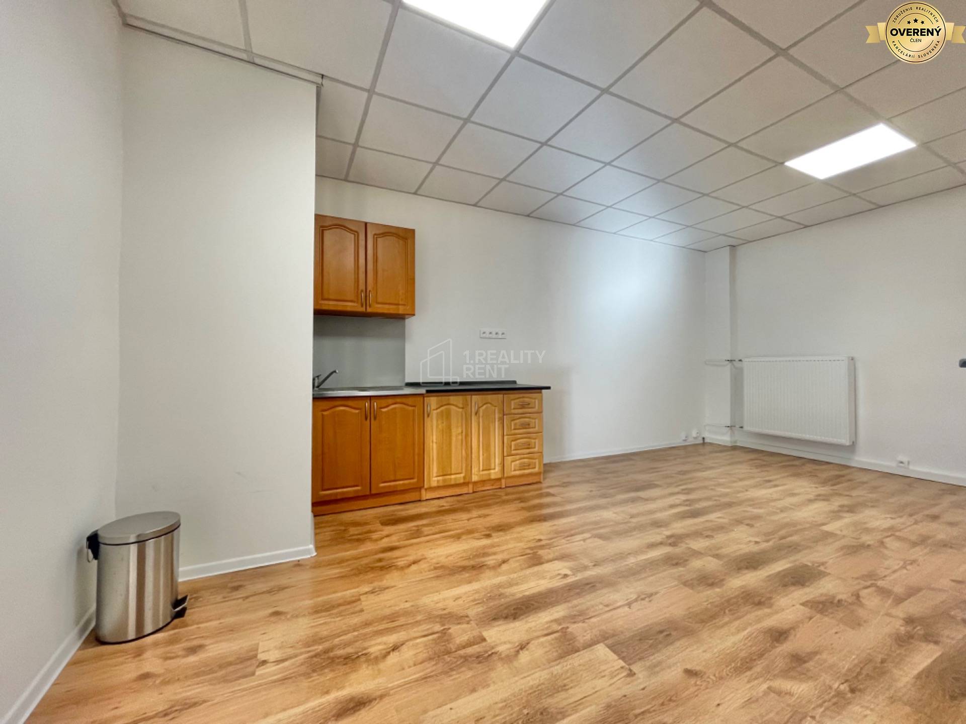 Kancelársky priestor 144 m² Vysokoškolákov