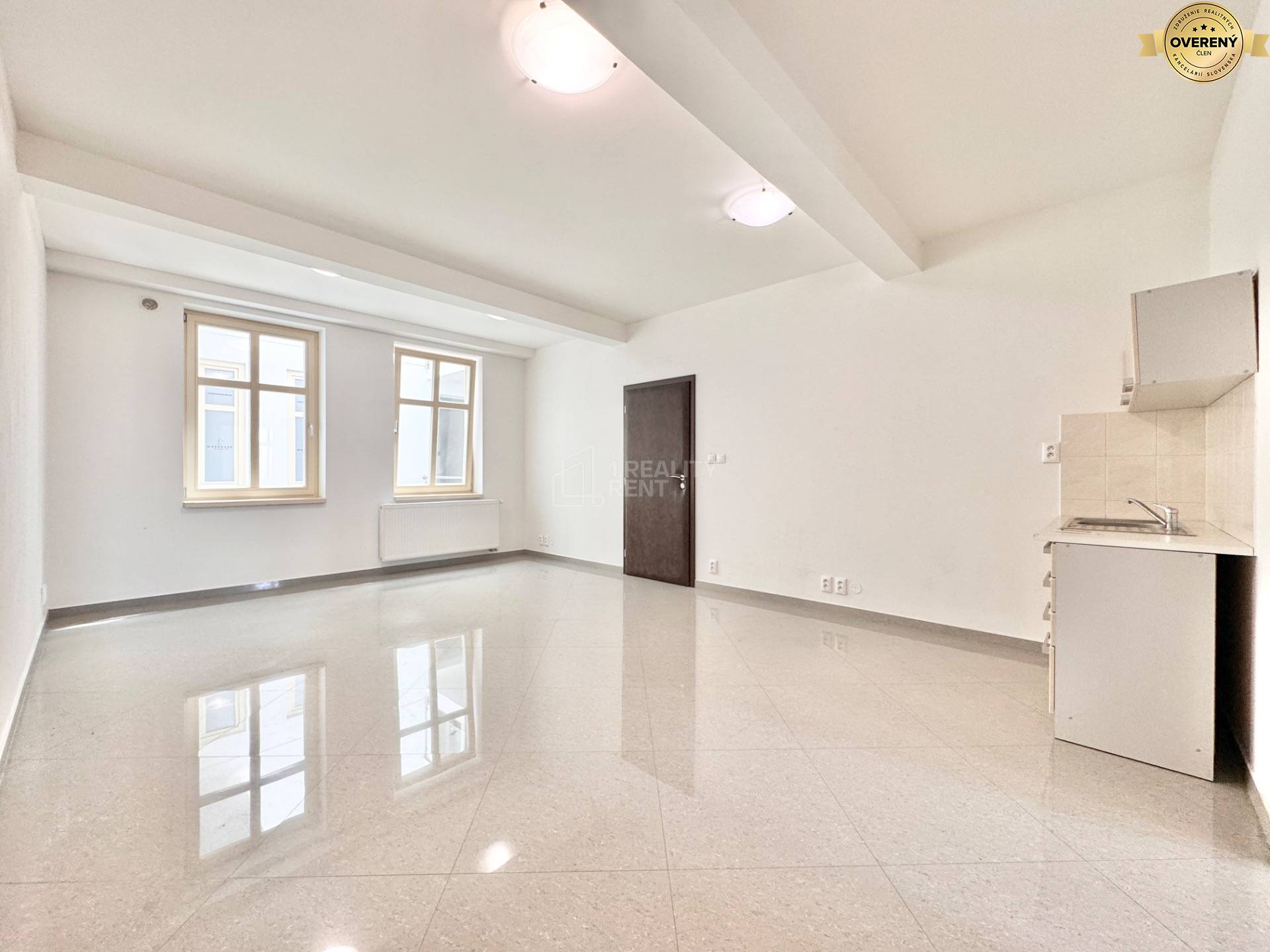 Dvojkancelária 56 m2 Žilina