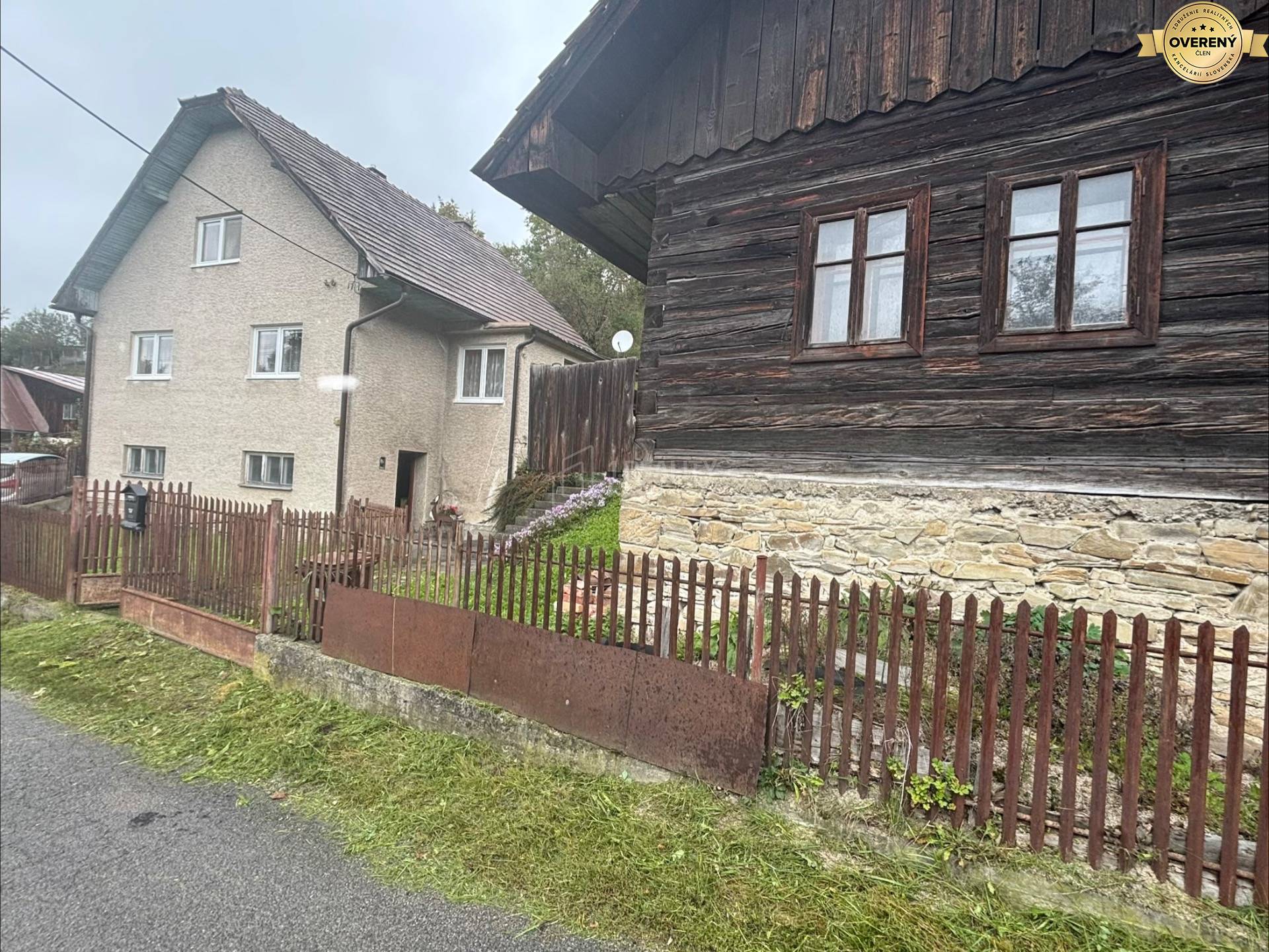 rodinný dom Budatínska Lehota vrátane drevenice