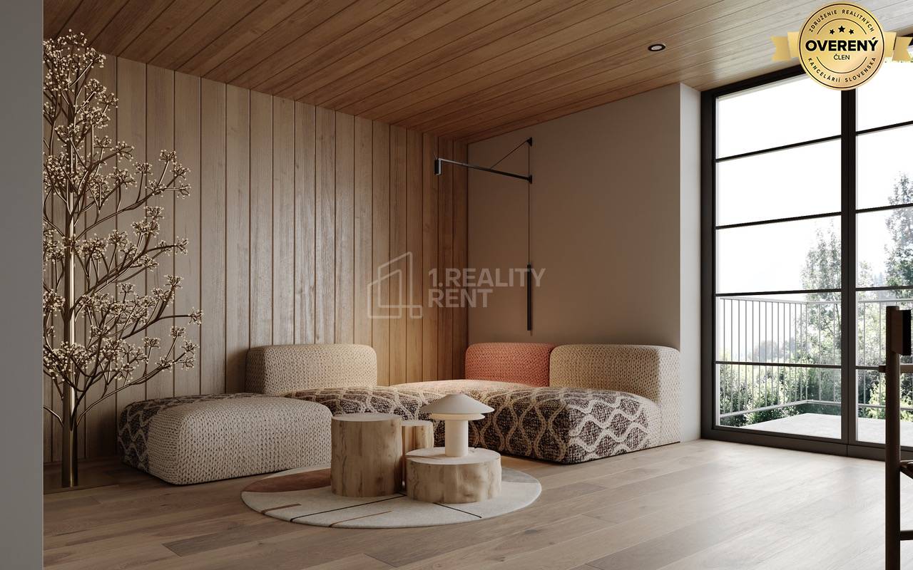 Rekreačný apartmán s knútenými sedadlami, oknom a podlahou s dreveným dekorom.