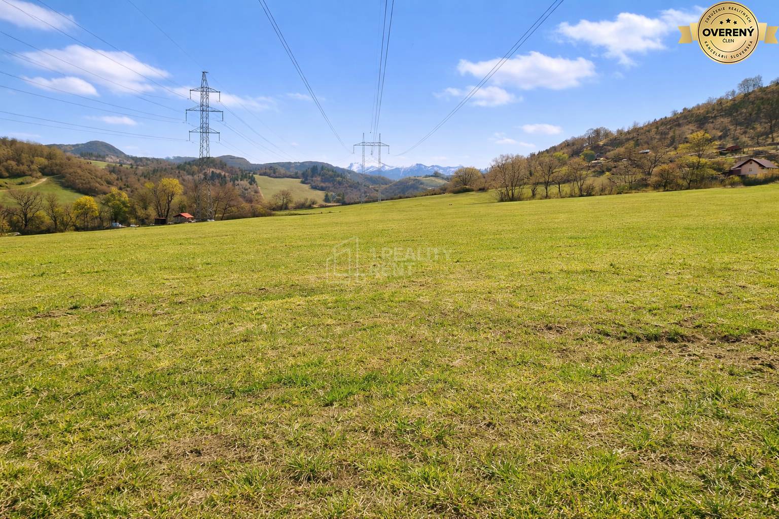 Pozemok 4345 m2 v Kotrčinej Lúčke