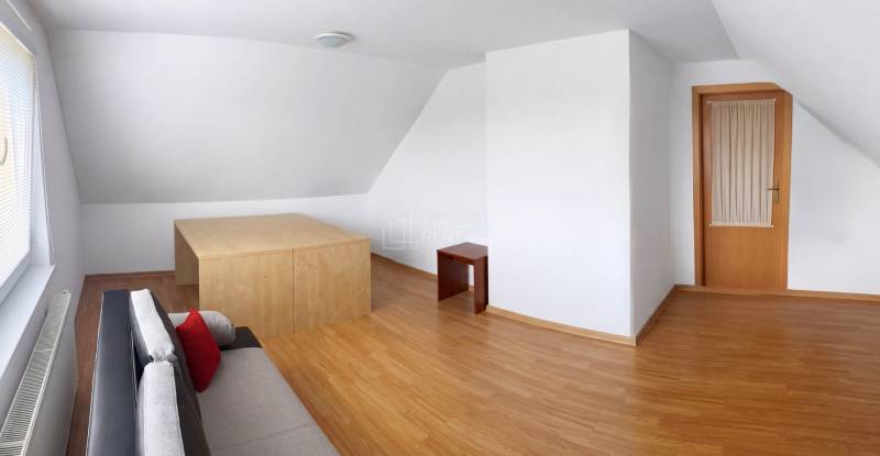 Kancelária 21,5 m 2 v Žiline