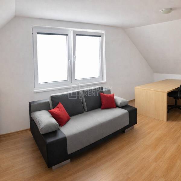 Kancelária 21,5 m 2 v Žiline