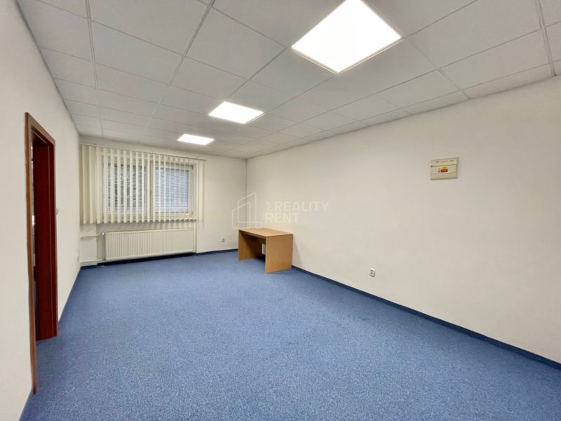 Kancelárske priestory v centre mesta s parkovaním