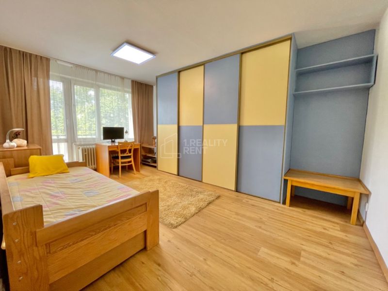 Prenájom 3 izb byt Predmestská