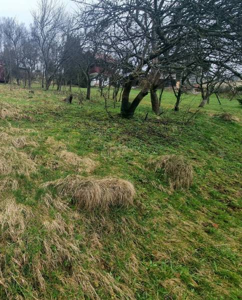 pozemok na záhradnú chartu Bukov