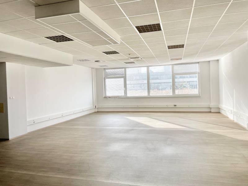 Kancelária 200 m²