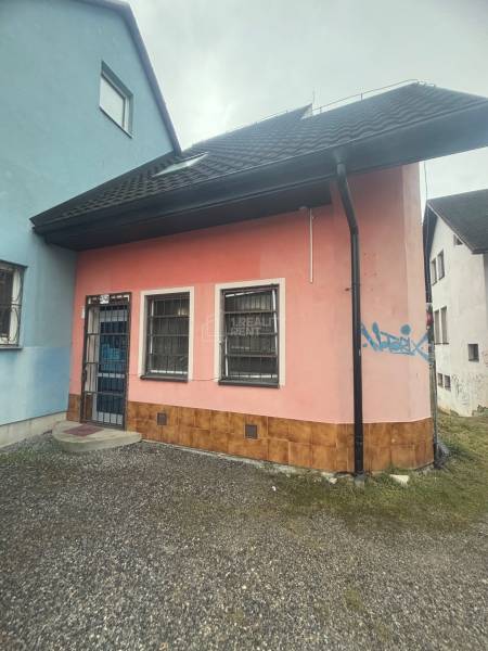 budova na predaj-obchodný priestor
