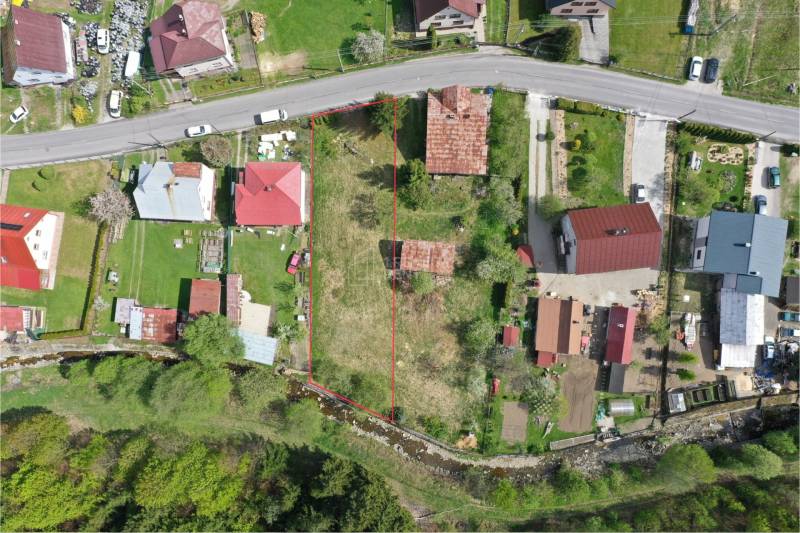 Stavebný pozemok 881 m2 Makov