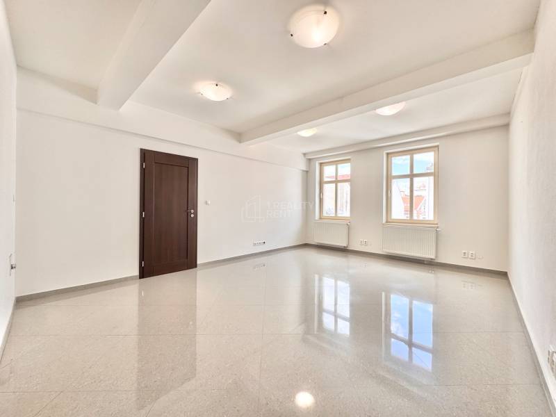 Dvojkancelária 56 m2 Žilina