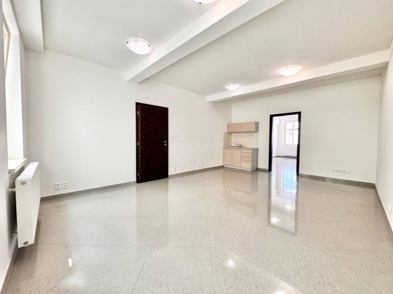 Dvojkancelária 56 m2 Žilina
