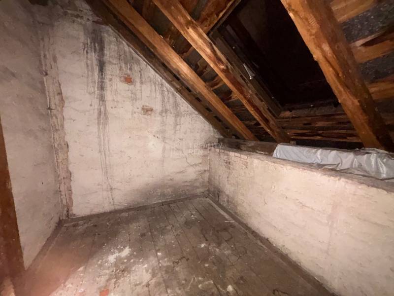 podkrovný priestor priechodný s izbou