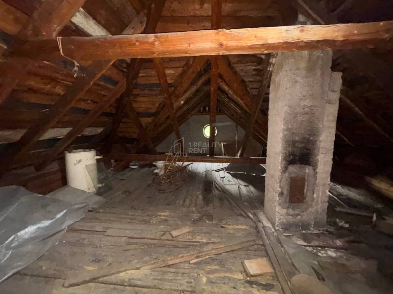 podkrovie- neobývané