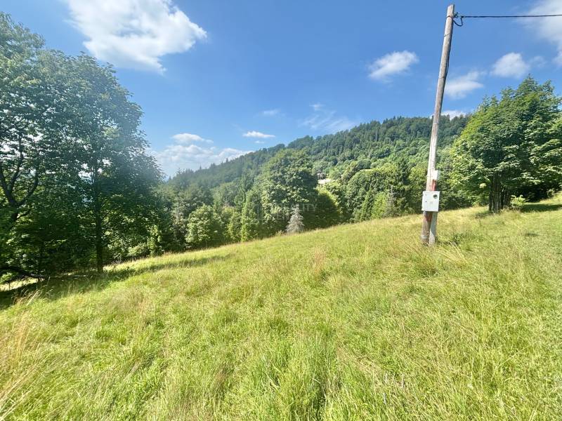 pozemok v intraviláne blízko vleku Oščadnica