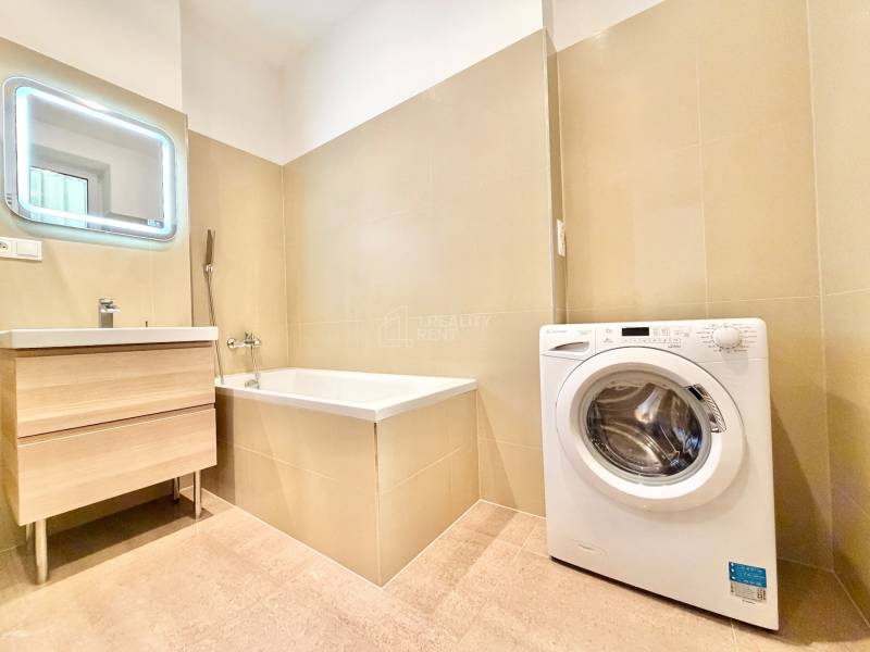 Prenájom dvojizbový byt 68 m2 v Žiline centre