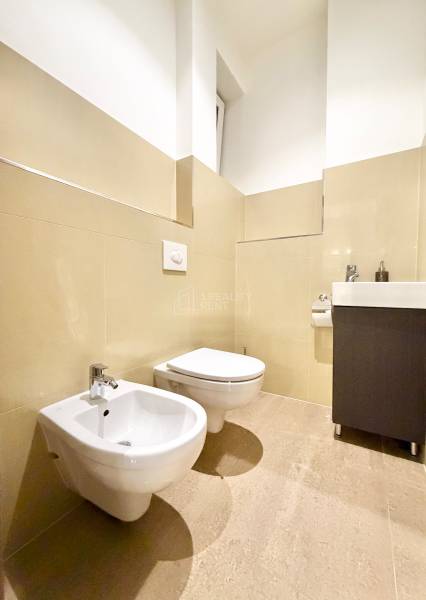 Prenájom dvojizbový byt 68 m2 v Žiline centre