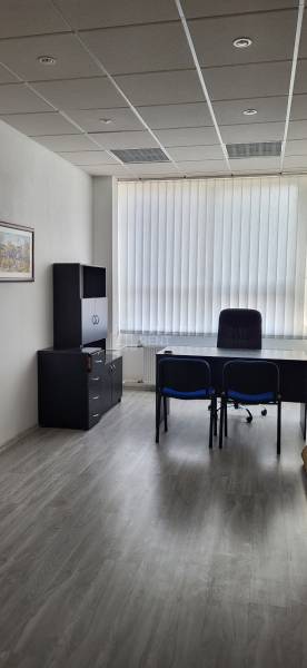 kancelária Čadca- Palárikova 1. poschodie