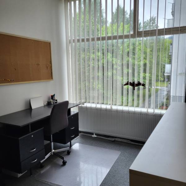 kancelárie 16 m2 alebo 8 m2 Čadca