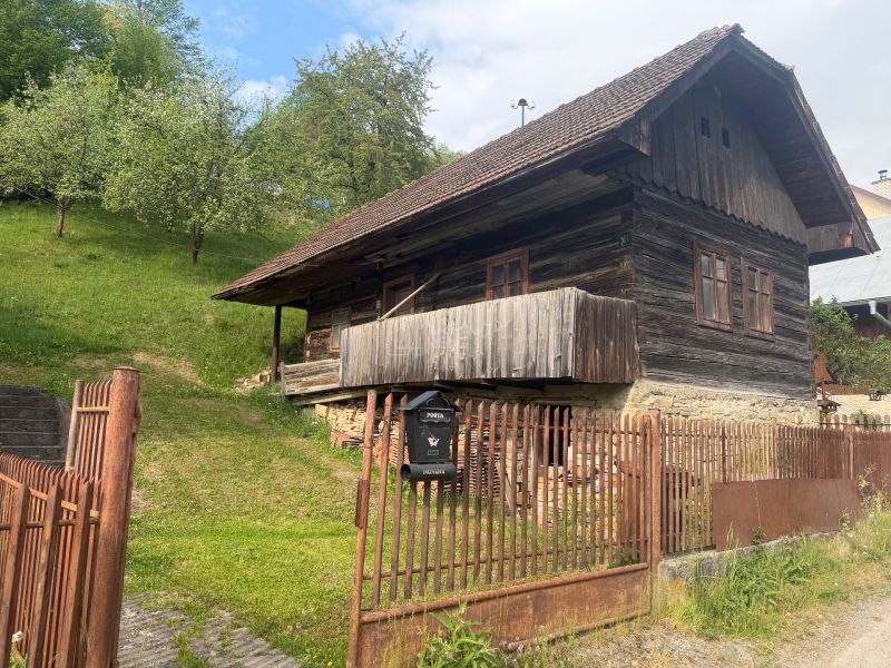 drevenica na dvore