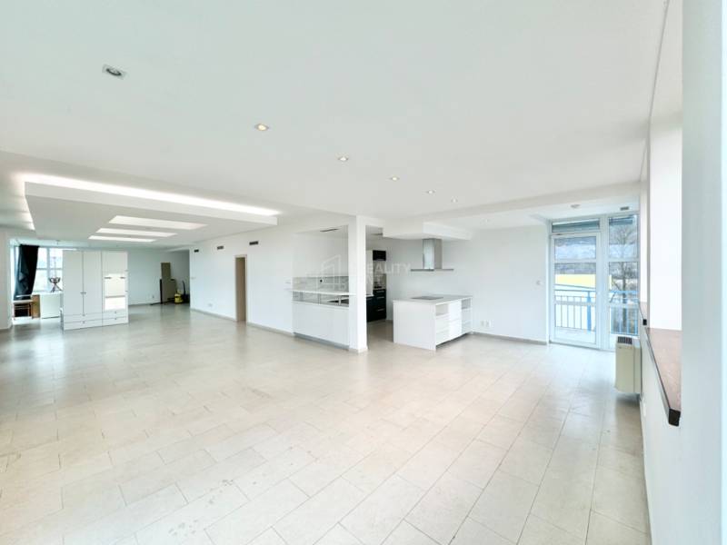 Kancelária 117 m² Teplička nad Váhom. Kancelária 117 m² Teplička nad Váhom.