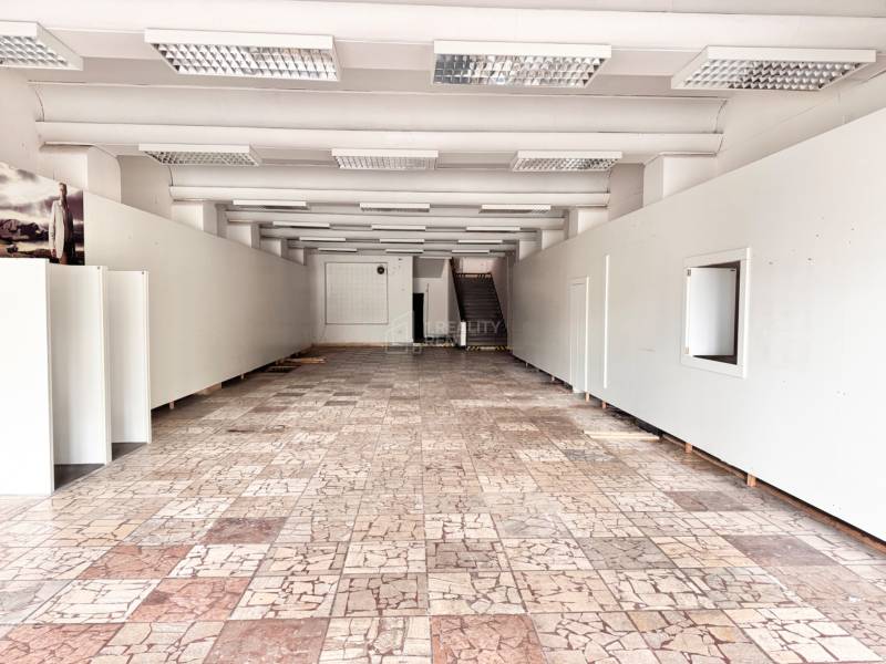 Obchodný priestor 650 m² Žilina