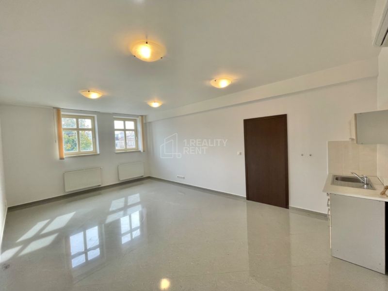 Dvojkancelária 62 m2 Žilina